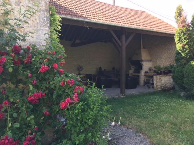 L Escale En Beauce Bed and Breakfast Maisons  Εξωτερικό φωτογραφία