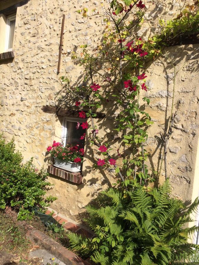 L Escale En Beauce Bed and Breakfast Maisons  Εξωτερικό φωτογραφία